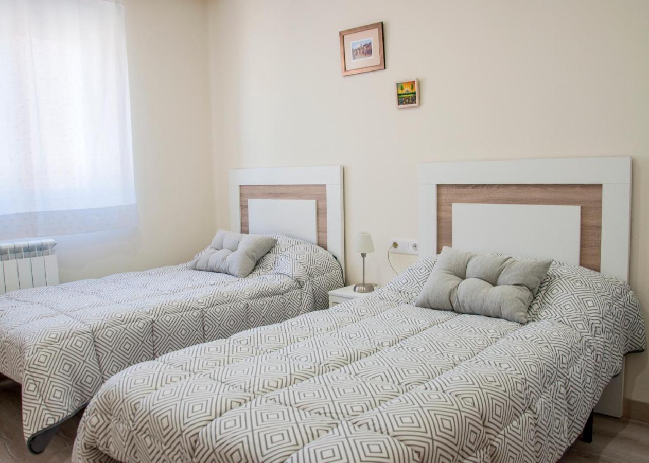 Apartamento Vega Del Carmen Teruel Exterior foto